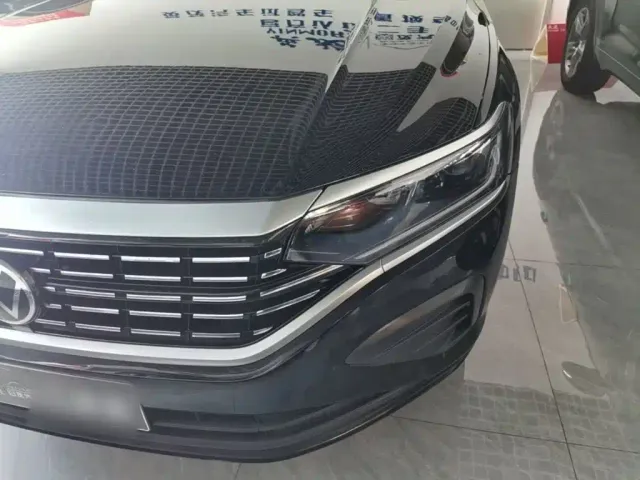 Volkswagen Passat — Фото автомобиля 23