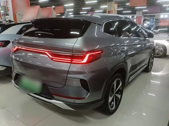 BYD Song PLUS — Фото автомобиля 6