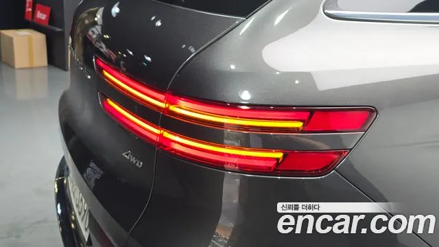 Genesis GV70 2.5T Бензин AWD — Фото автомобиля 21