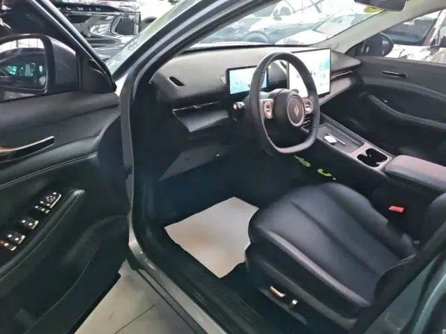 Baojun Yunhai — Фото автомобиля 15
