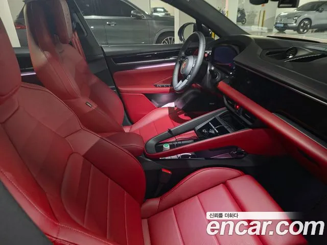Porsche Macan — Фото автомобиля 7
