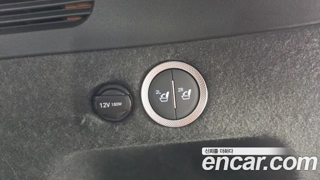 Genesis GV80 — Фото автомобиля 17