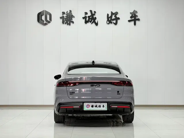 BYD Qin L — Фото автомобиля 6