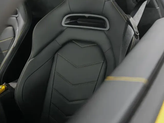 Maserati MC20 — Фото автомобиля 10