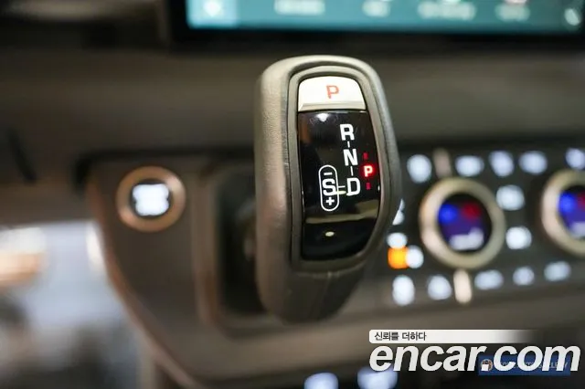 Land Rover Defender Defender (L663) 110 P300 X-Dynamic SE — Фото автомобиля 16