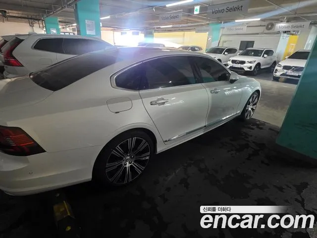 Volvo S90 — Фото автомобиля 5