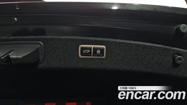 Genesis G80 Бензин 2.5 турбо AWD — Фото автомобиля 23