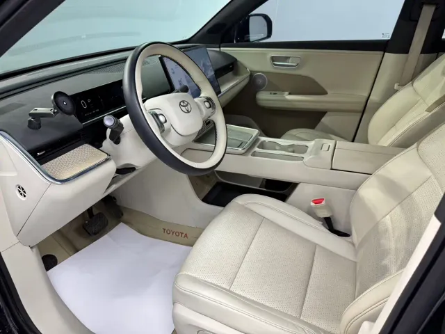 Toyota BoZhi 3X — Фото автомобиля 8