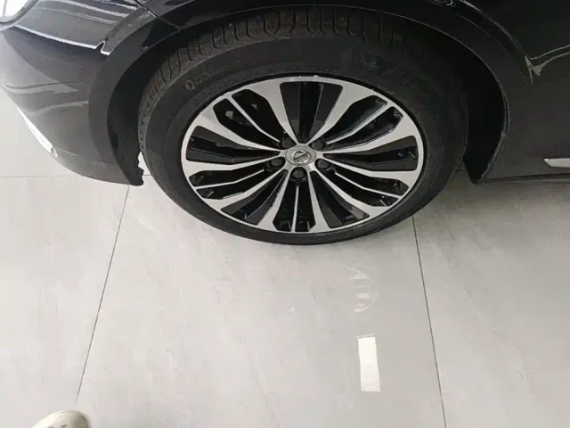 Volvo S90 — Фото автомобиля 22