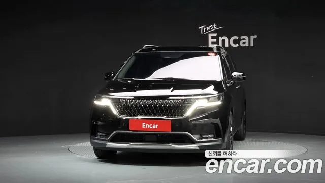 Kia Canival Carnival 4 поколение Бензин 7 мест Signature — Фото автомобиля 3