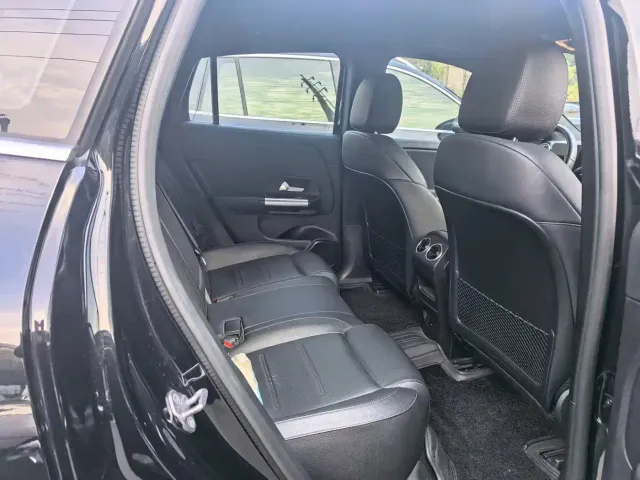 Mercedes-Benz EQA — Фото автомобиля 7