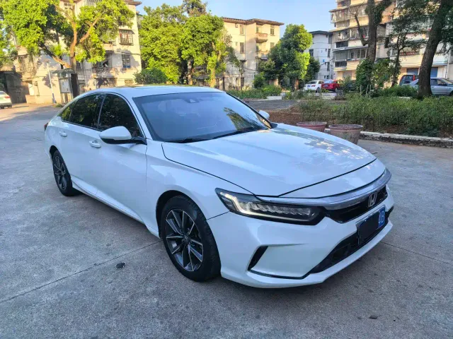 Фотография автомобиля — Honda Inspire