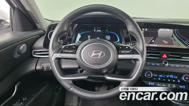 Hyundai Avante CN7 — Фото автомобиля 15
