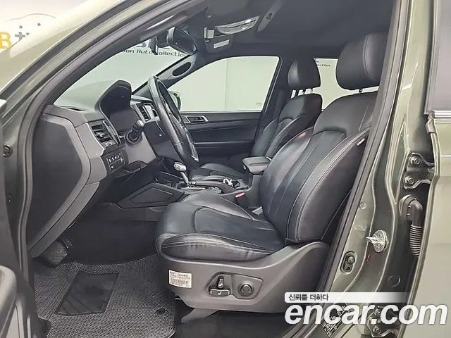KG_Mobility_Ssangyong Rexton Новый Rexton Sport Khan Дизель 2.2 4WD — Фото автомобиля 11
