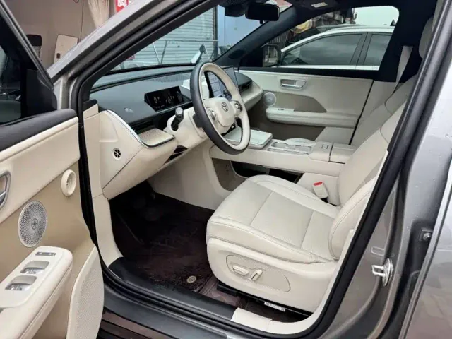 Toyota BoZhi 3X — Фото автомобиля 6