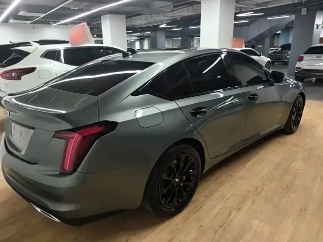 Cadillac CT5 — Фото автомобиля 6