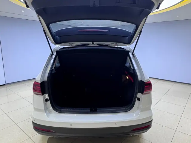 Volkswagen Tharu — Фото автомобиля 7