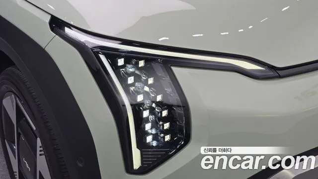 Kia EV3 — Фото автомобиля 7