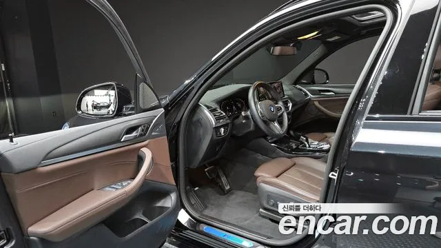 BMW X3 xDrive 20i M Sport Pro — Фото автомобиля 9