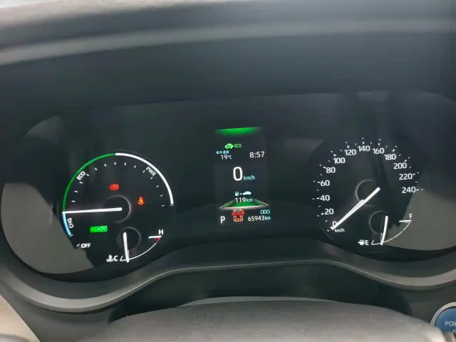 Toyota Granvia — Фото автомобиля 12