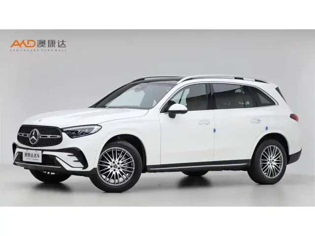 Фотография автомобиля — Mercedes-Benz GLC-Class