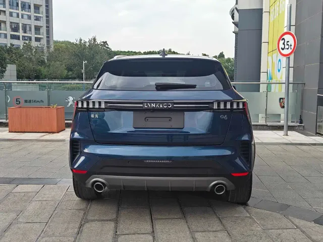Lynk & Co 06 — Фото автомобиля 9