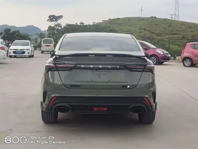 Geely Binrui — Фото автомобиля 3