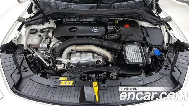 Mercedes-Benz GLA-Class H247 — Фото автомобиля 6