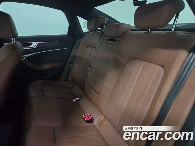 Audi A6 C8 — Фото автомобиля 10
