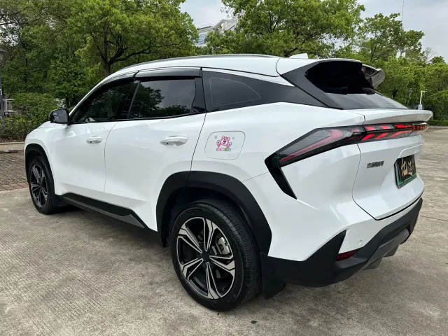 Geely Galaxy L7 — Фото автомобиля 15