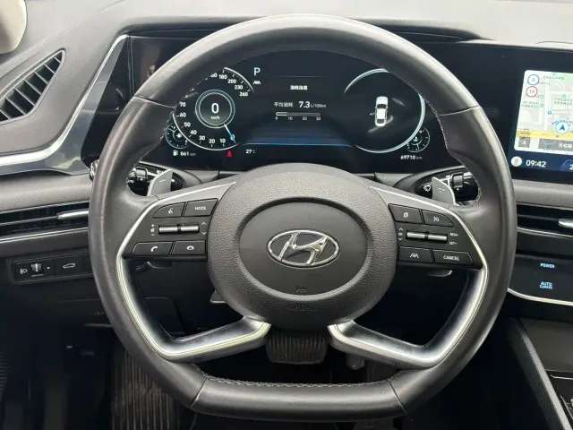 Hyundai Sonata — Фото автомобиля 15