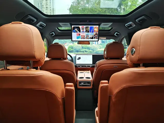 Li Auto L9 — Фото автомобиля 13