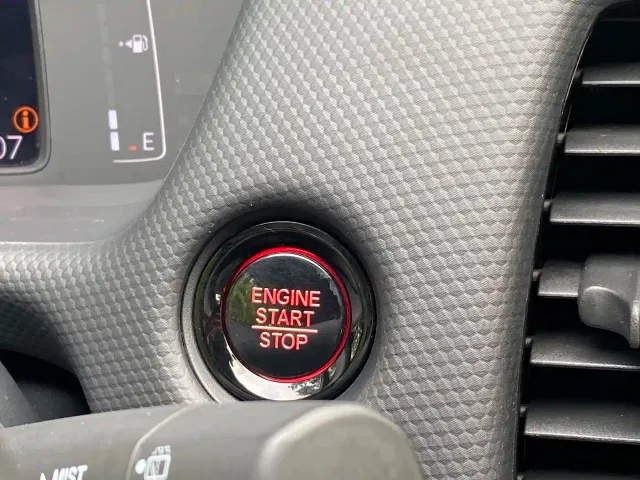 Honda Fit — Фото автомобиля 13