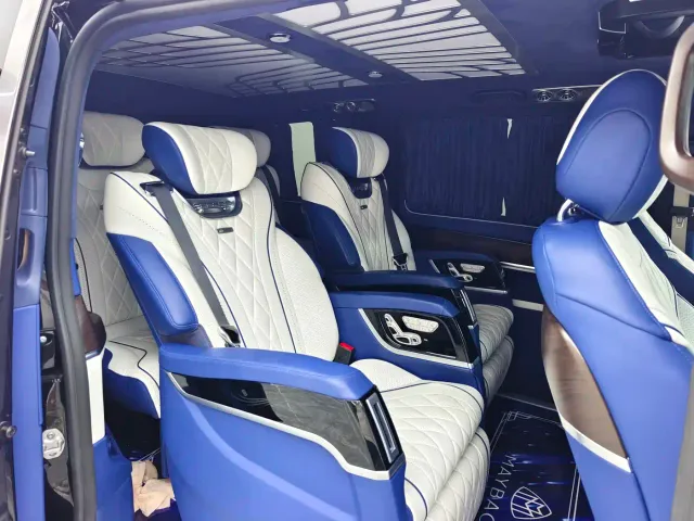 Mercedes-Benz V-Class — Фото автомобиля 20