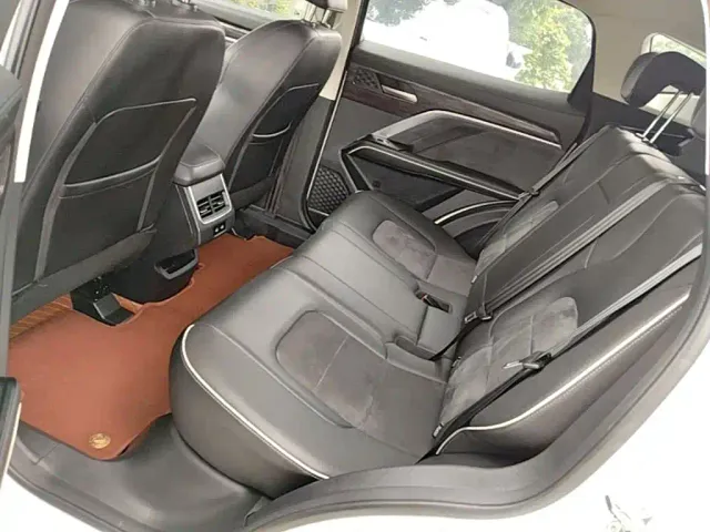 Haval H6 — Фото автомобиля 16
