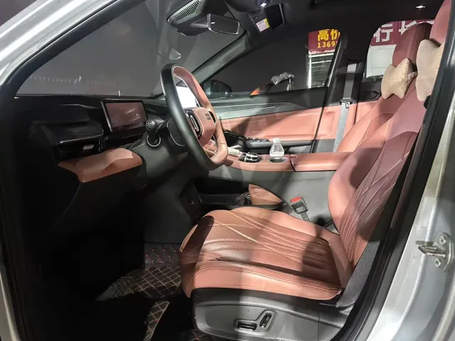 Geely Galaxy L6 — Фото автомобиля 3