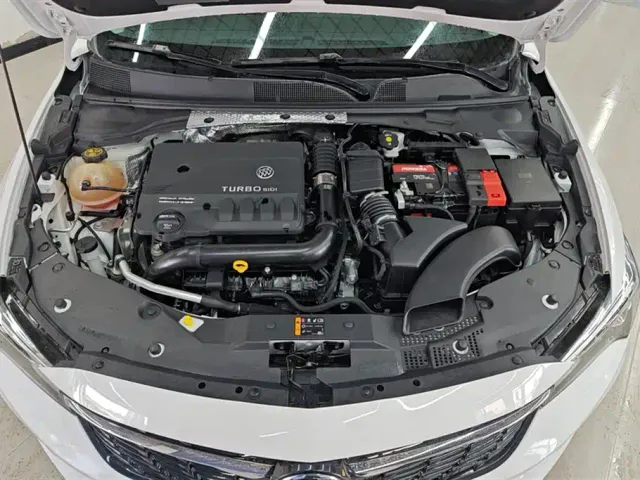 Buick Verano — Фото автомобиля 10