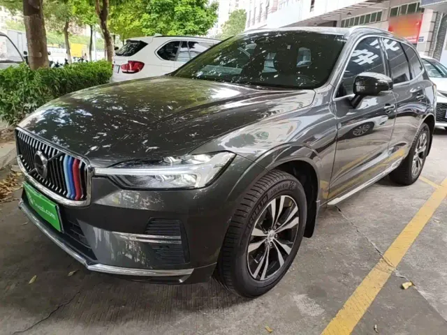 Фотография автомобиля — Volvo XC60