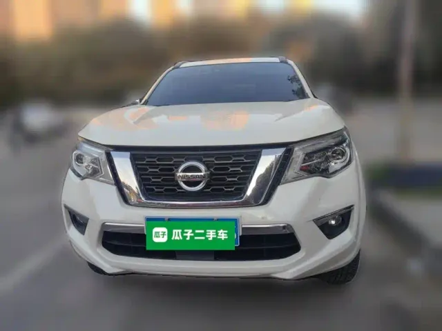 Nissan Terra — Фото автомобиля 2
