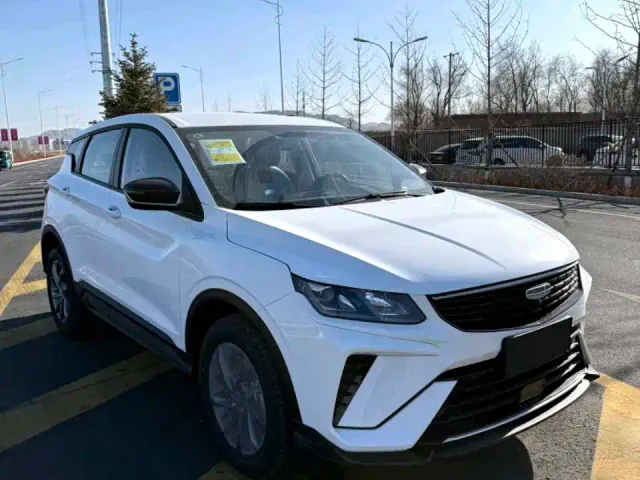 Geely Binyue — Фото автомобиля 3