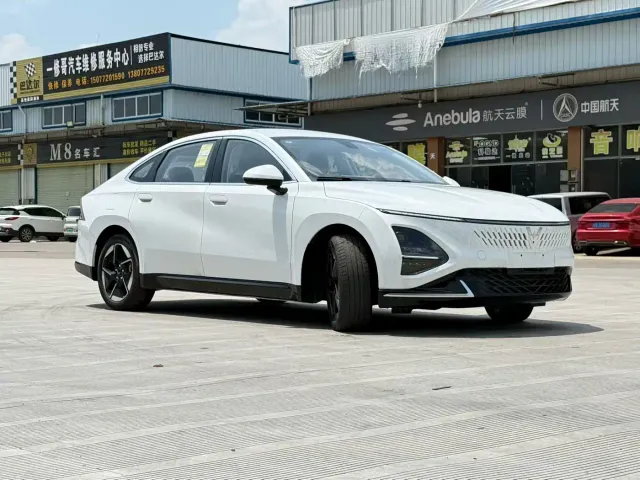 Wuling Starlight — Фото автомобиля 3