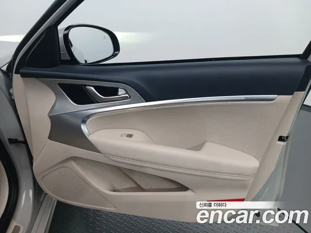 Genesis G70 New — Фото автомобиля 13