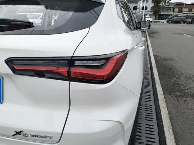 Changan Oushang X5 — Фото автомобиля 7