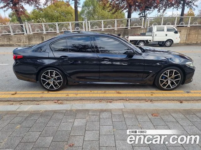 BMW 5-Series 5 серия (G30) 530i xDrive M Sport — Фото автомобиля 19