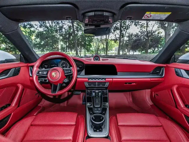 Porsche 911 — Фото автомобиля 7