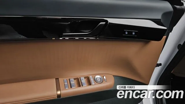 Hyundai Grandeur GN7 — Фото автомобиля 23