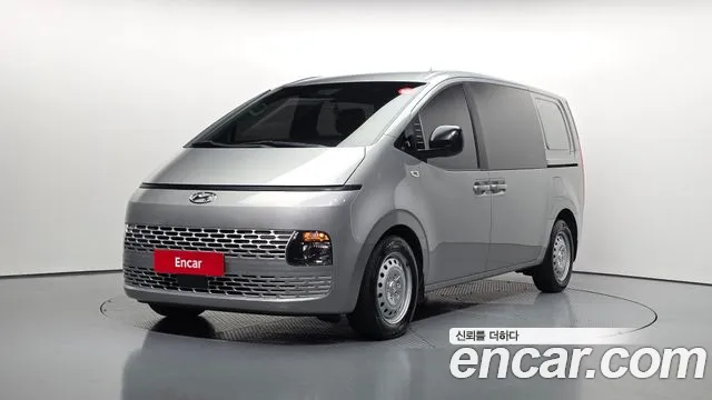 Фотография автомобиля — Hyundai Staria
