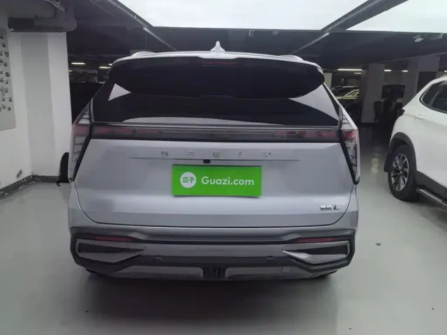 Geely Boyue L — Фото автомобиля 5