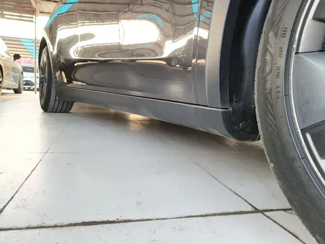 Tesla Model Y — Фото автомобиля 20