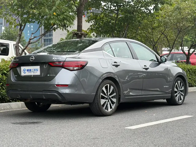 Nissan Sylphy — Фото автомобиля 3